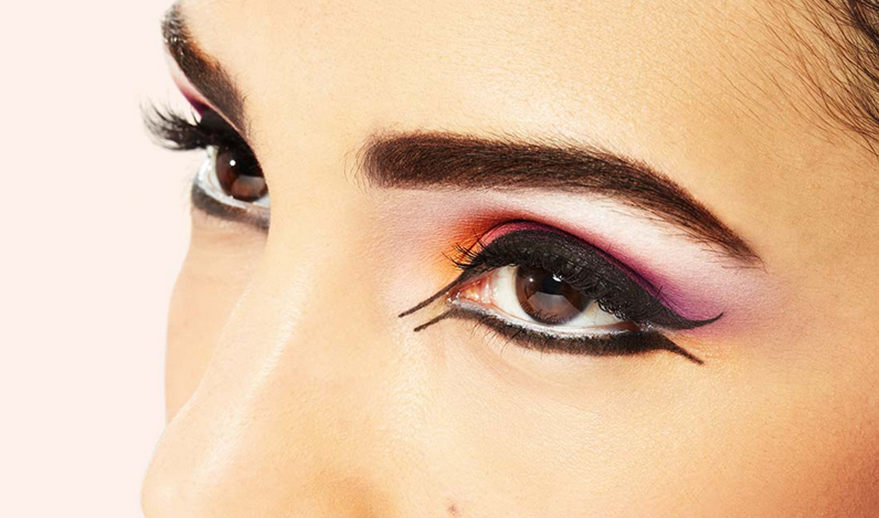Amazon Beauty - Graphic Eyeliner